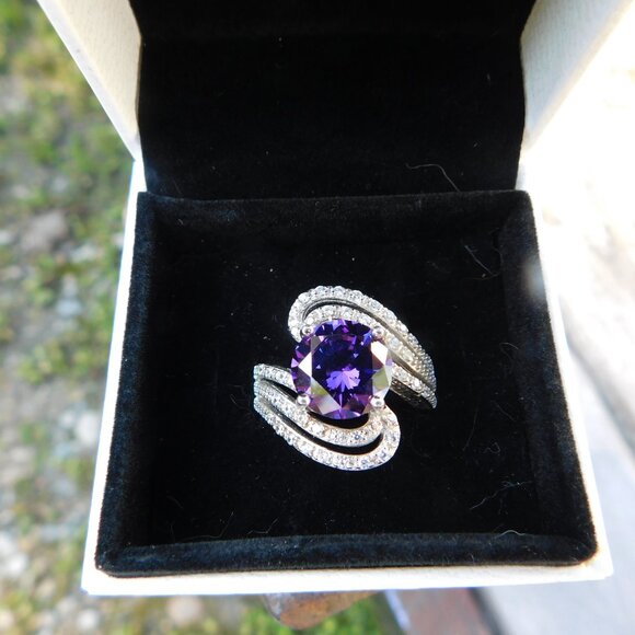 Ladies Sterling Silver 925 - Amethyst Purple Quartz Ring - Cocktail Ring - Picture 6 of 6